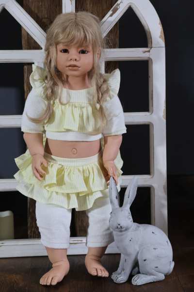 Künstlerpuppe Liana