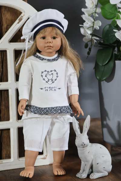 Künstlerpuppe Laura