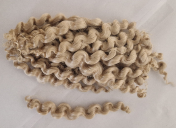 Curly Mohair hellblond